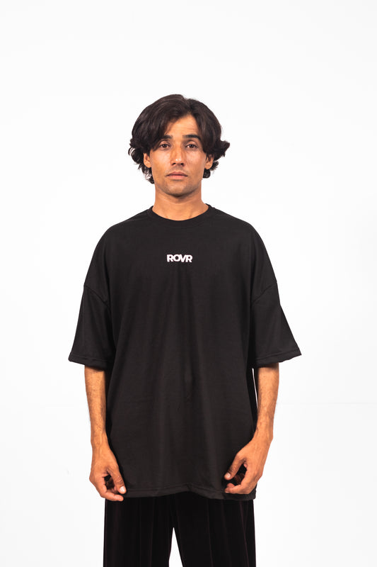 Plain Black Drop Shoulder Logo t-shirt